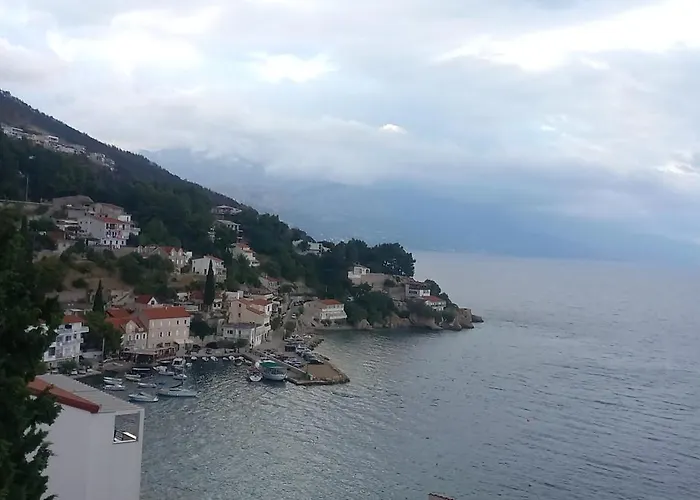 View 3*