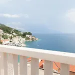 View 3*