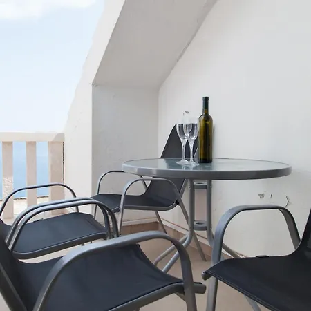 View Pensionat 3*