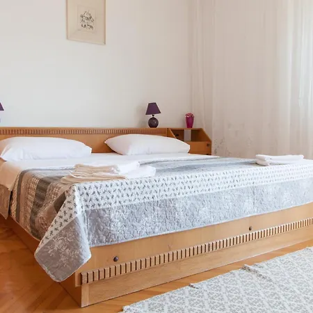 ゲストハウス View