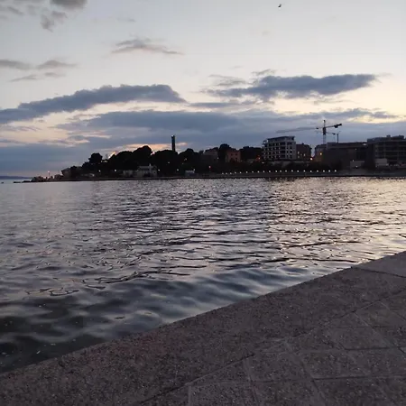 ゲストハウス View